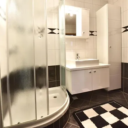 House Tomic For Max 22 Persons Maj Penzion 3*