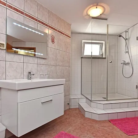 House Tomic For Max 22 Persons Maj 3* Poreč