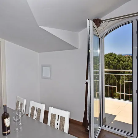 Penzion House Tomic For Max 22 Persons Maj