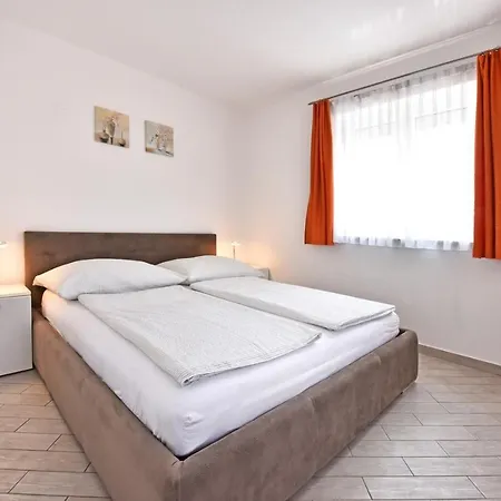 House Tomic For Max 22 Persons Maj Porec