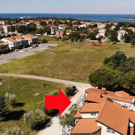 Konukevi House Tomic For Max 22 Persons Maj Poreč