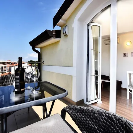 House Tomic For Max 22 Persons Maj Poreč