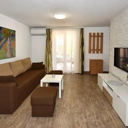 House Tomic For Max 22 Persons Maj Konukevi Poreč